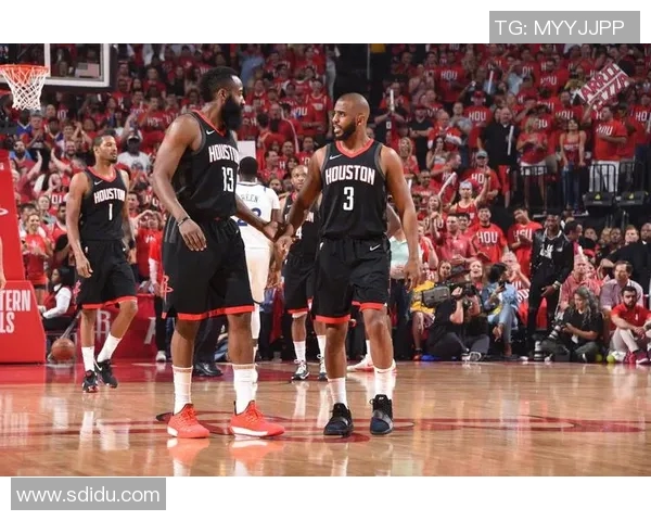 勇士逆袭击败火箭，晋级西部决赛：英雄之战的传奇之旅